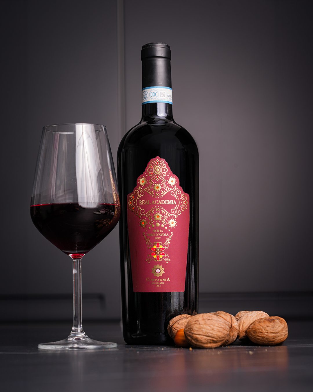 Real Academia - Nero d'Avola - Montedidio Compagnia Siciliana 1921 - SICILIA – Image 2